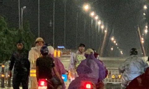 Trắng đêm ứng phó cuồng phong bão số 9